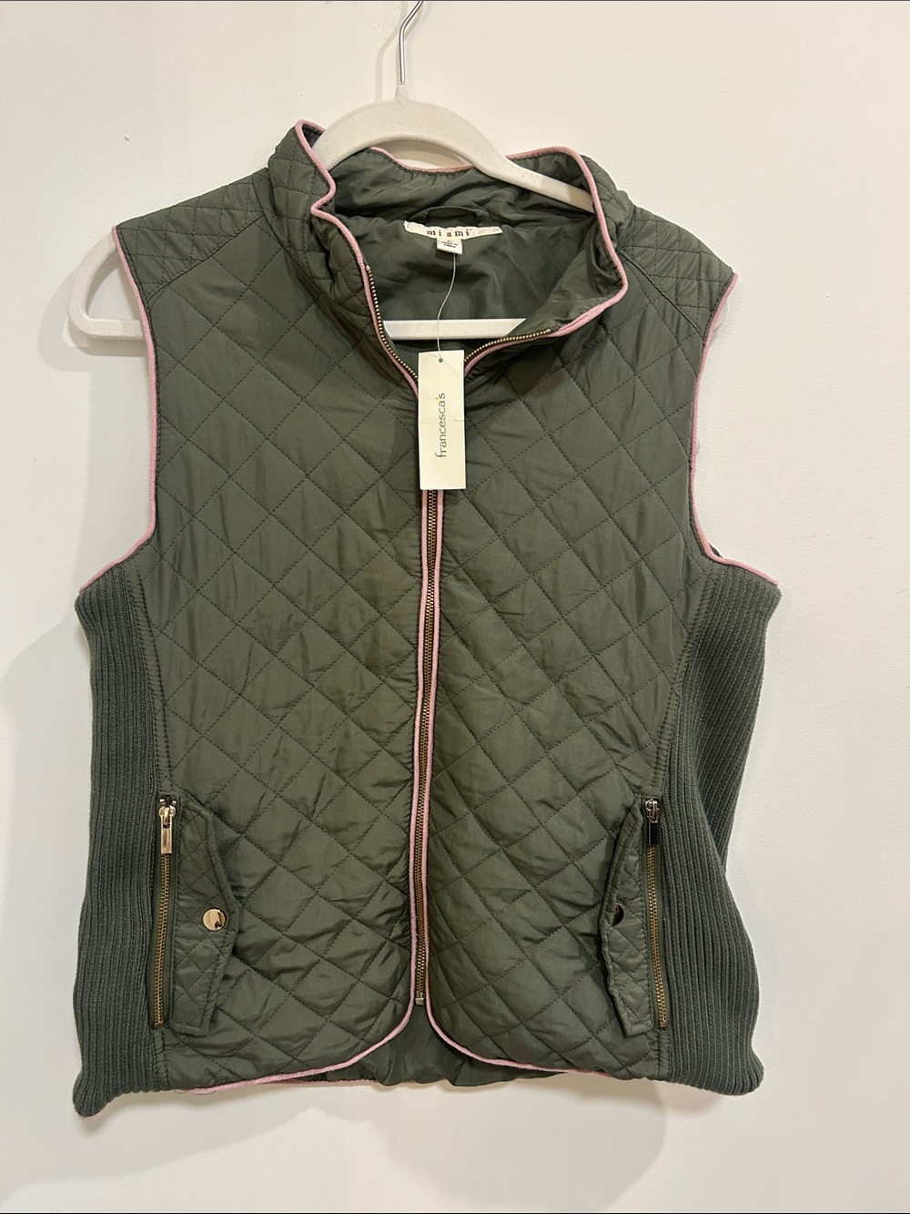 Francesca's Collections Olive Quilted Vest with Pink Trim Piping new size large